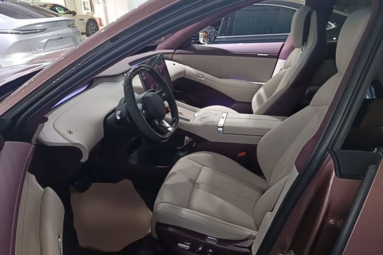 Used Xiaomi Auto YU7 2025 Ultra-Long Range High-Performance All-Wheel-Drive Max Edition Left Front Seat