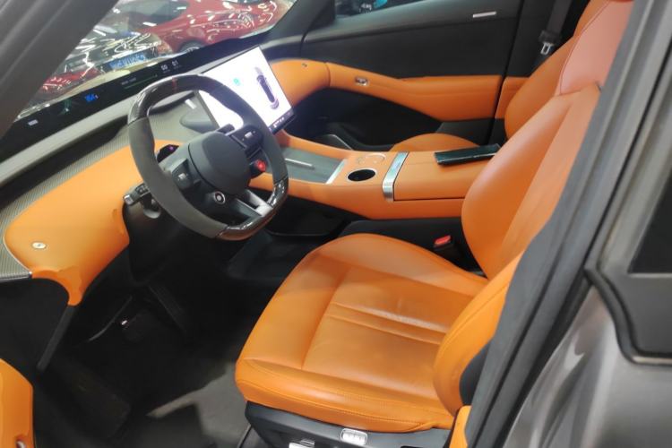 Used Xiaomi Auto YU7 2025 Ultra-Long Range High-Performance All-Wheel-Drive Max Edition Left Front Seat