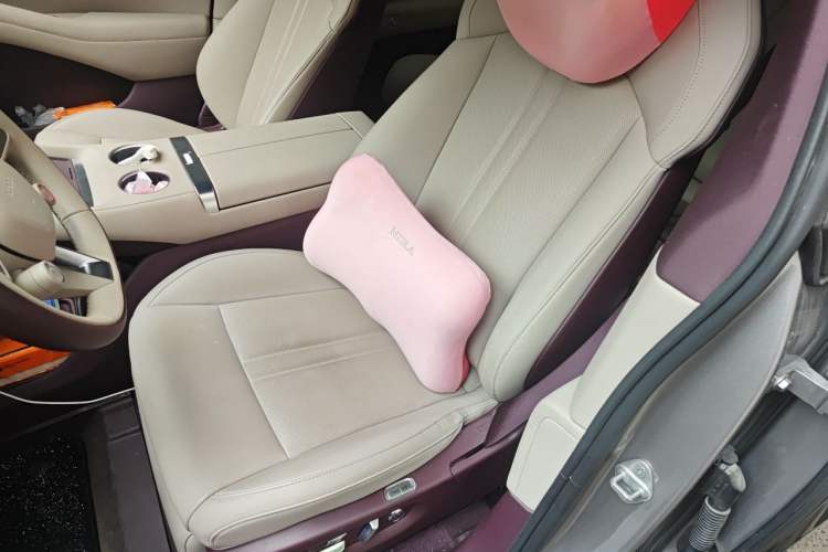 Used Xiaomi Auto YU7 2025 Ultra-Long Range Rear-Wheel Drive Version Left Front Seat