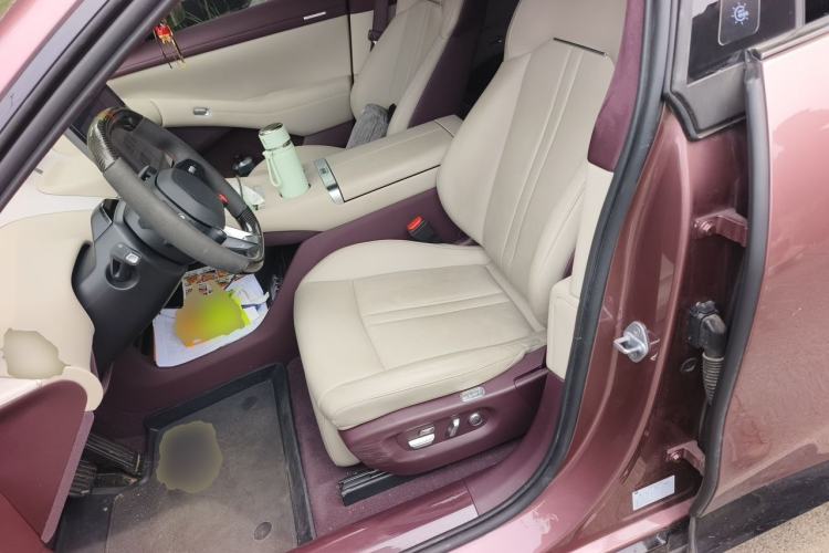 Used Xiaomi Auto YU7 2025 Ultra-Long Range High-Performance All-Wheel-Drive Max Edition Left Front Seat