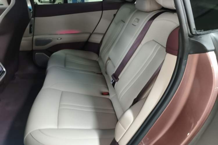 Used Xiaomi Auto YU7 2025 Ultra-Long Range High-Performance All-Wheel-Drive Max Edition Left Rear Seat