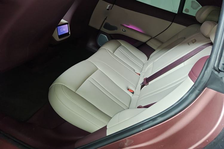 Used Xiaomi Auto YU7 2025 Ultra-Long Range High-Performance All-Wheel-Drive Max Edition Left Rear Seat
