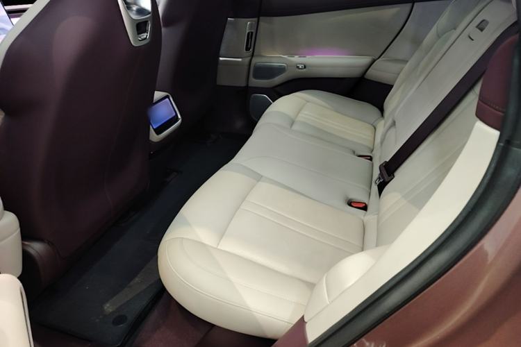 Used Xiaomi Auto YU7 2025 Ultra-Long Range High-Performance All-Wheel-Drive Max Edition Left Rear Seat