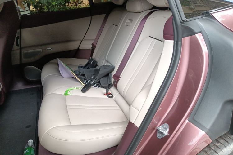 Used Xiaomi Auto YU7 2025 Ultra-Long Range High-Performance All-Wheel-Drive Max Edition Left Rear Seat