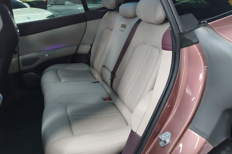 Used Xiaomi Auto YU7 2025 Ultra-Long Range High-Performance All-Wheel-Drive Max Edition Left Rear Seat