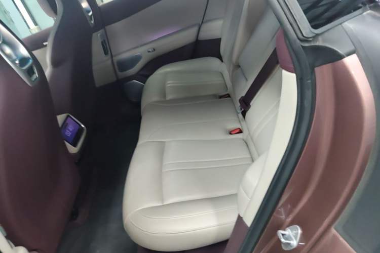Used Xiaomi Auto YU7 2025 Ultra-Long Range High-Performance All-Wheel-Drive Max Edition Left Rear Seat