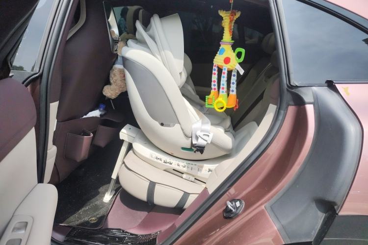 Used Xiaomi Auto YU7 2025 Ultra-Long Range Rear-Wheel Drive Version Left Rear Seat