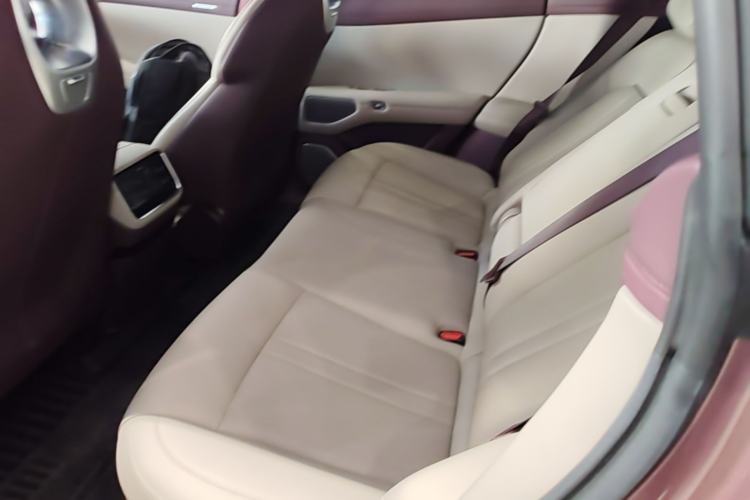 Used Xiaomi Auto YU7 2025 Ultra-Long Range High-Performance All-Wheel-Drive Max Edition Left Rear Seat