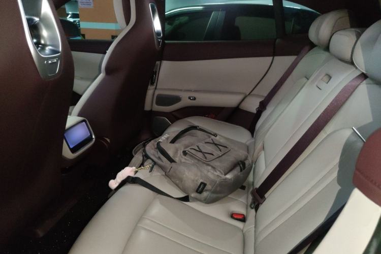 Used Xiaomi Auto YU7 2025 Ultra-Long Range High-Performance All-Wheel-Drive Max Edition Left Rear Seat