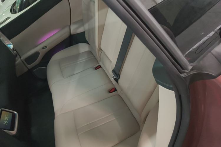 Used Xiaomi Auto YU7 2025 Ultra-Long Range High-Performance All-Wheel-Drive Max Edition Left Rear Seat