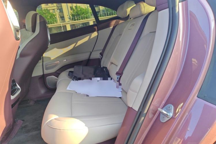 Used Xiaomi Auto YU7 2025 Ultra-Long Range All-Wheel Drive Pro Version Left Rear Seat