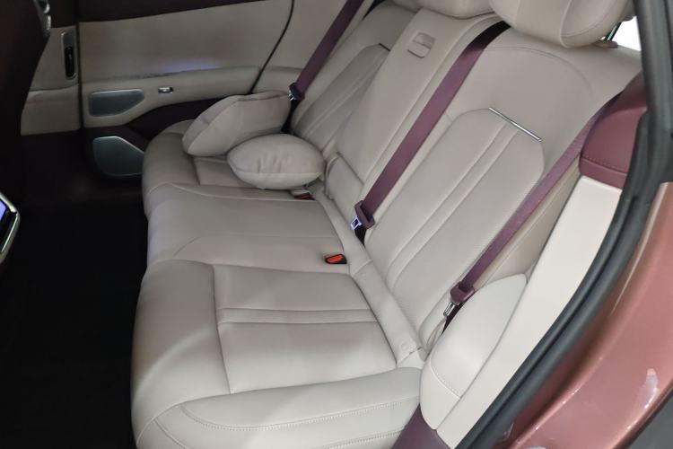 Used Xiaomi Auto YU7 2025 Ultra-Long Range High-Performance All-Wheel-Drive Max Edition Left Rear Seat