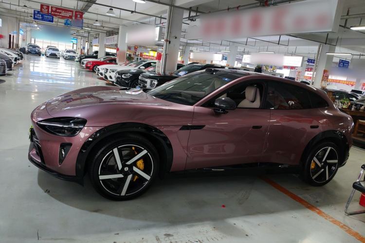 Used Xiaomi Auto YU7 2025 Ultra-Long Range High-Performance All-Wheel-Drive Max Edition Left Side