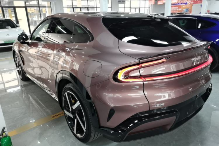 Used Xiaomi Auto YU7 2025 Ultra-Long Range High-Performance All-Wheel-Drive Max Edition Rear Left 45 Deg