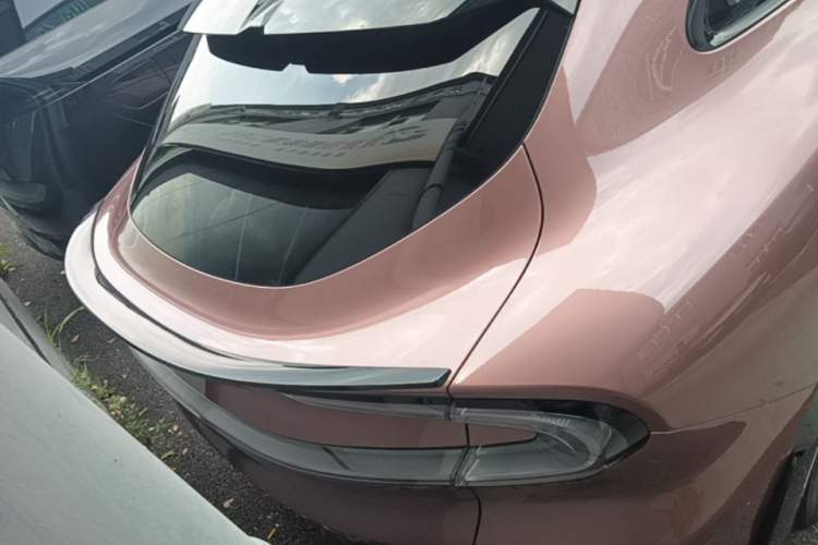 Used Xiaomi Auto YU7 2025 Ultra-Long Range High-Performance All-Wheel-Drive Max Edition Rear