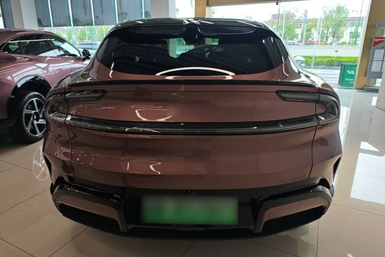 Used Xiaomi Auto YU7 2025 Ultra-Long Range High-Performance All-Wheel-Drive Max Edition Rear