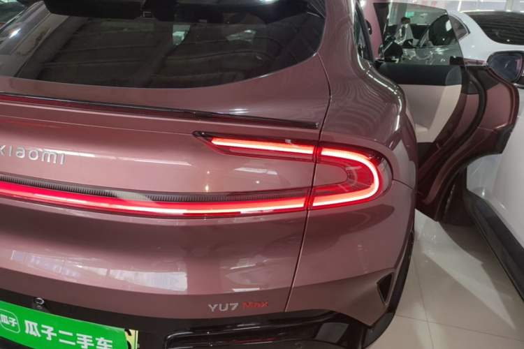 Used Xiaomi Auto YU7 2025 Ultra-Long Range High-Performance All-Wheel-Drive Max Edition Right Rear Taillight