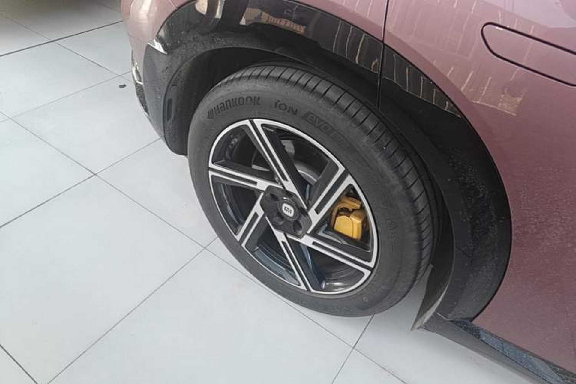 Used Xiaomi Auto YU7 2025 Ultra-Long Range High-Performance All-Wheel-Drive Max Edition Right Rear Wheel Hub