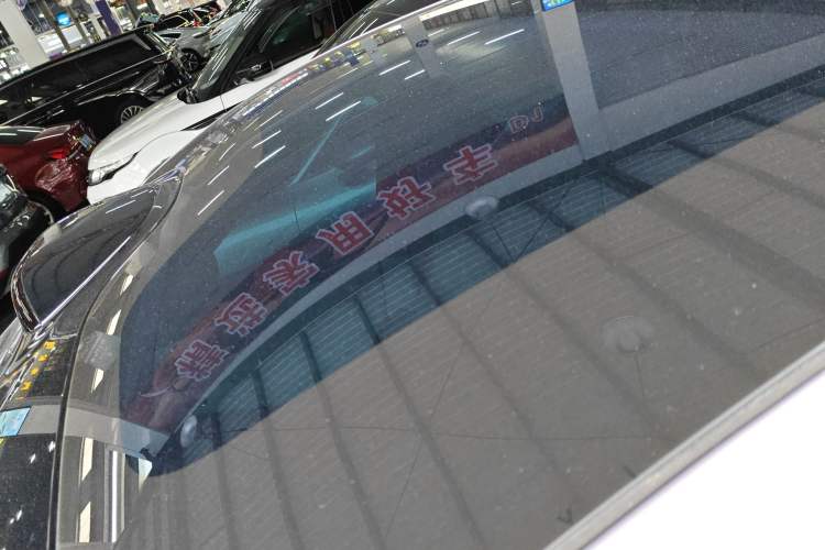 Used Xiaomi Auto YU7 2025 Ultra-Long Range High-Performance All-Wheel-Drive Max Edition Roof
