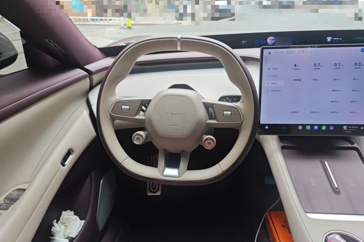 Used Xiaomi Auto YU7 2025 Ultra-Long Range Rear-Wheel Drive Version Steering Wheel