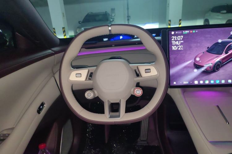 Used Xiaomi Auto YU7 2025 Ultra-Long Range All-Wheel Drive Pro Version Steering Wheel