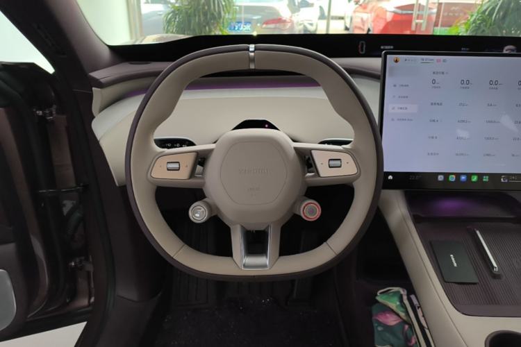 Used Xiaomi Auto YU7 2025 Ultra-Long Range All-Wheel Drive Pro Version Steering Wheel