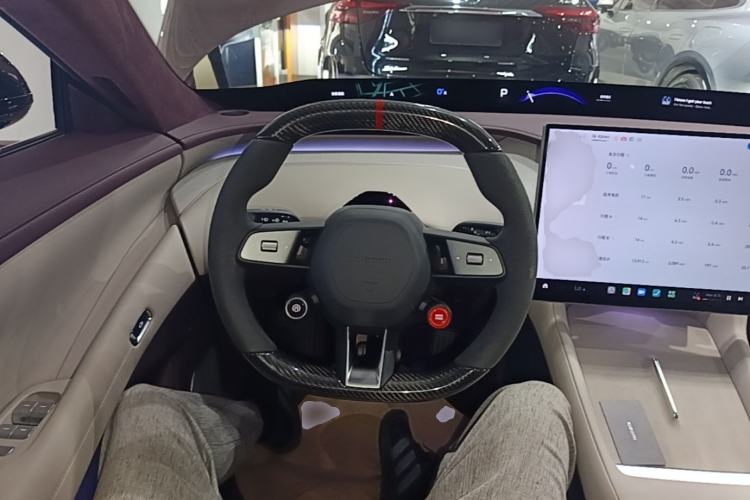 Used Xiaomi Auto YU7 2025 Ultra-Long Range High-Performance All-Wheel-Drive Max Edition Steering Wheel