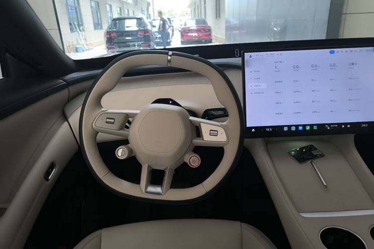 Used Xiaomi Auto YU7 2025 Ultra-Long Range All-Wheel Drive Pro Version Steering Wheel