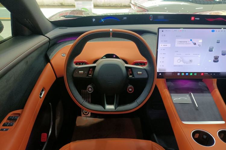 Used Xiaomi Auto YU7 2025 Ultra-Long Range Rear-Wheel Drive Version Steering Wheel