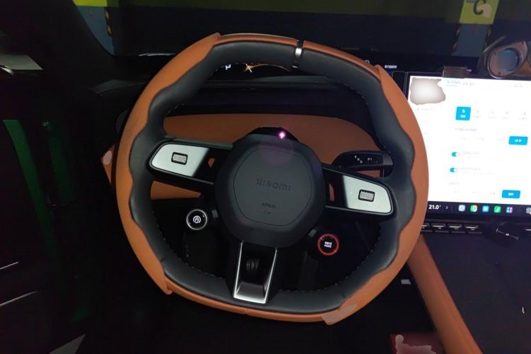 Used Xiaomi Auto YU7 2025 Ultra-Long Range High-Performance All-Wheel-Drive Max Edition Steering Wheel