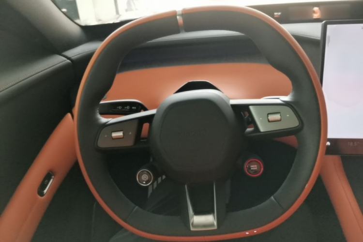 Used Xiaomi Auto YU7 2025 Ultra-Long Range All-Wheel Drive Pro Version Steering Wheel