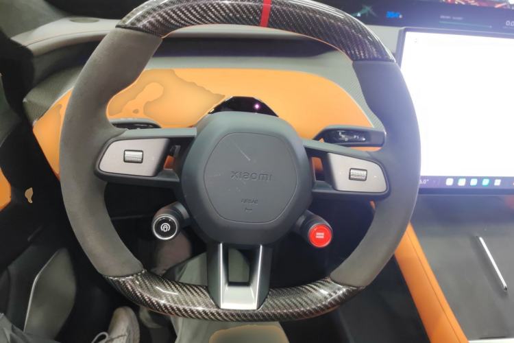 Used Xiaomi Auto YU7 2025 Ultra-Long Range High-Performance All-Wheel-Drive Max Edition Steering Wheel