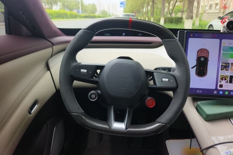 Used Xiaomi Auto YU7 2025 Ultra-Long Range High-Performance All-Wheel-Drive Max Edition Steering Wheel