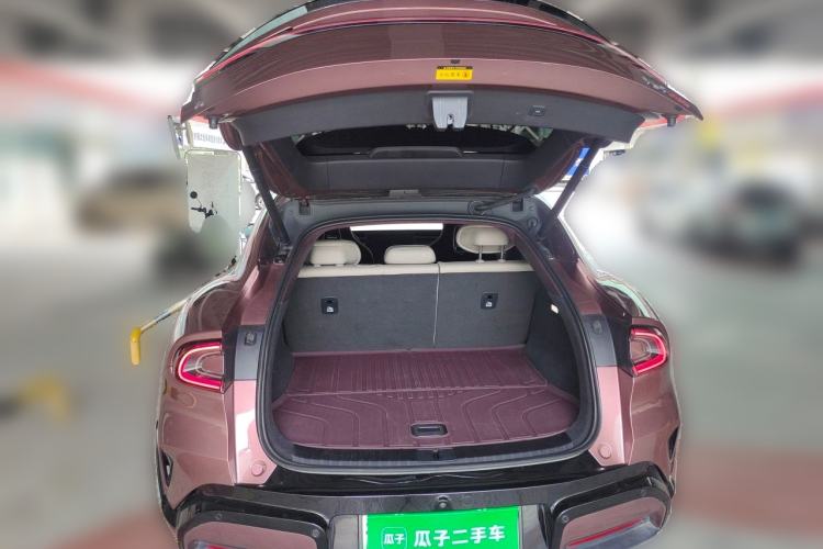 Used Xiaomi Auto YU7 2025 Ultra-Long Range High-Performance All-Wheel-Drive Max Edition Trunk