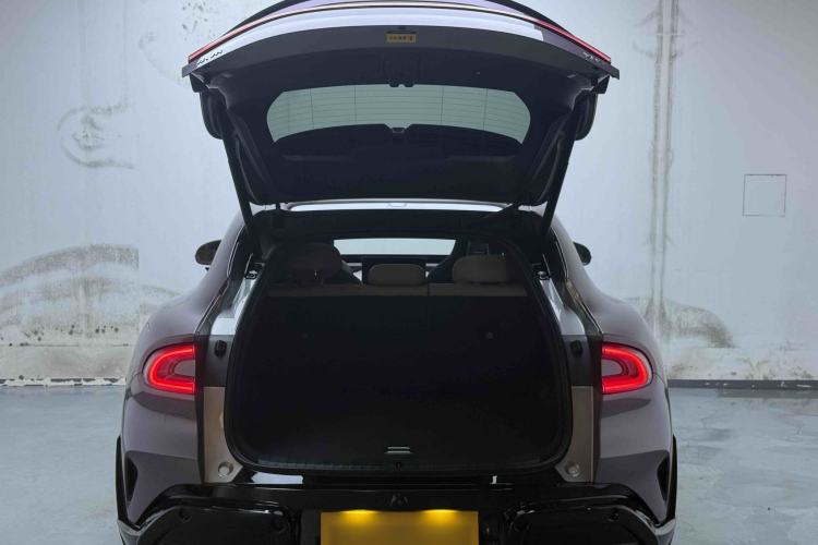 Used Xiaomi Auto YU7 2025 Ultra-Long Range Rear-Wheel Drive Version Trunk