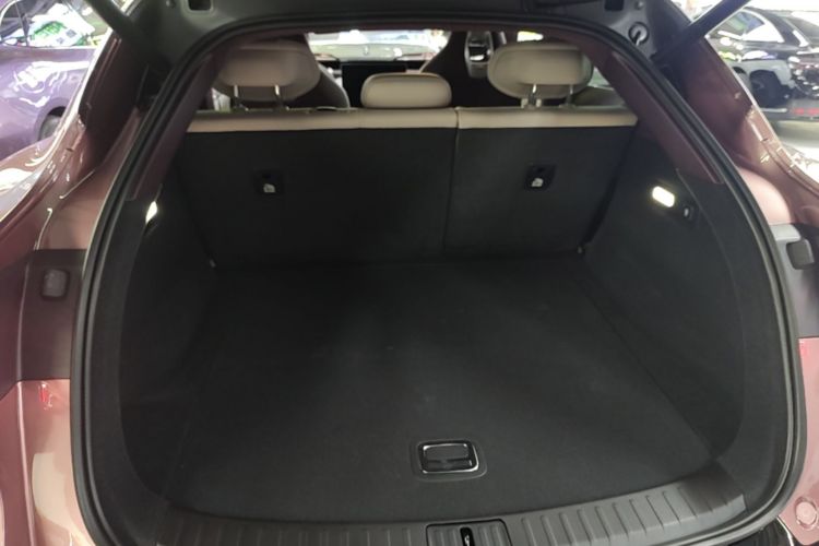 Used Xiaomi Auto YU7 2025 Ultra-Long Range High-Performance All-Wheel-Drive Max Edition Trunk