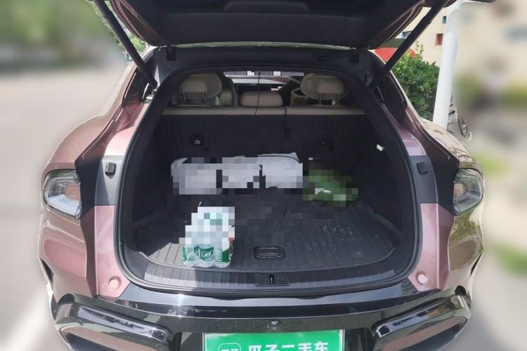 Used Xiaomi Auto YU7 2025 Ultra-Long Range Rear-Wheel Drive Version Trunk