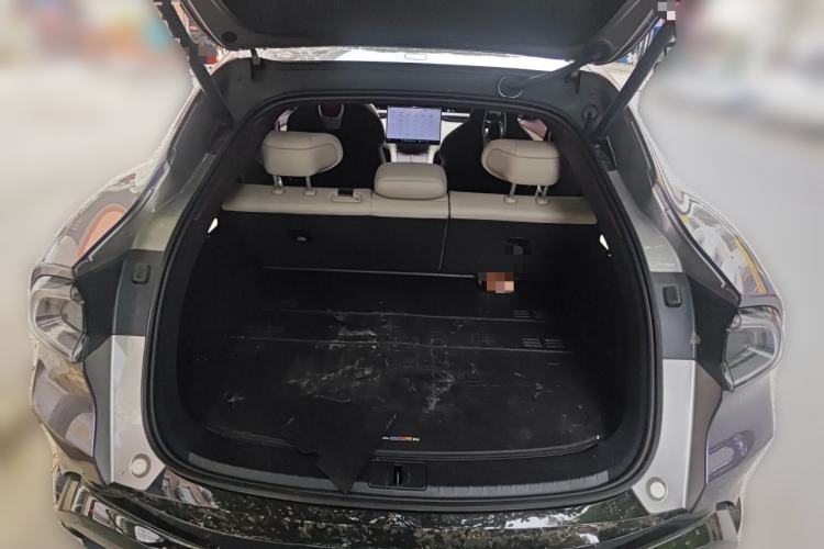 Used Xiaomi Auto YU7 2025 Ultra-Long Range Rear-Wheel Drive Version Trunk