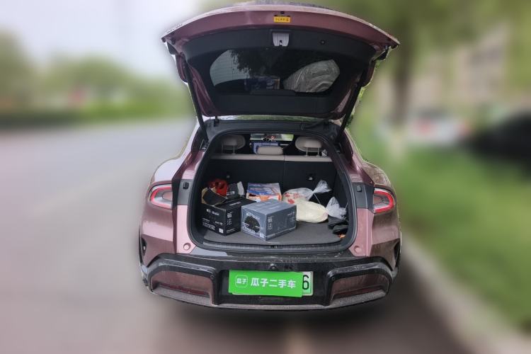 Used Xiaomi Auto YU7 2025 Ultra-Long Range High-Performance All-Wheel-Drive Max Edition Trunk