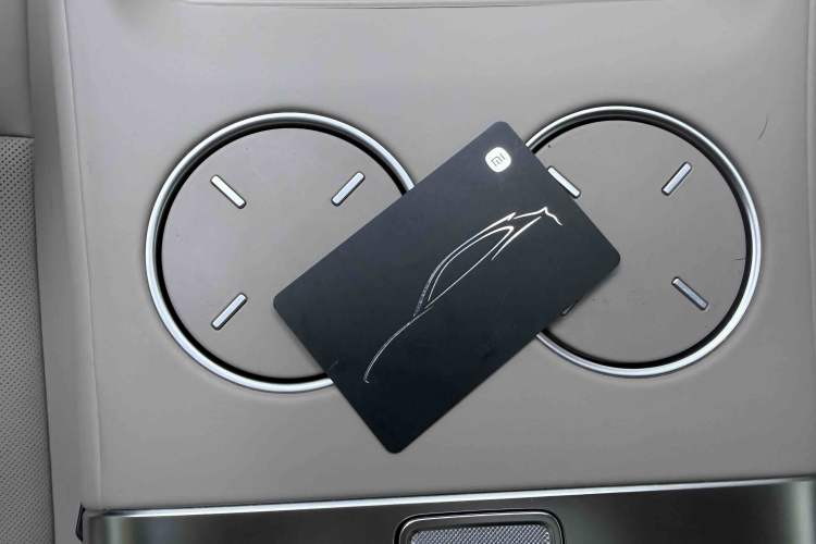 Used Xiaomi Auto YU7 2025 Ultra-Long Range Rear-Wheel Drive Version Vehicle Key