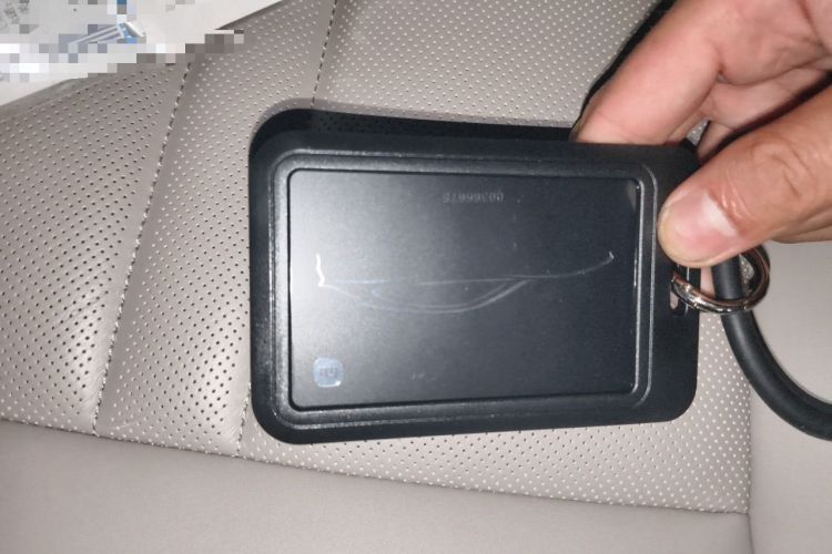 Used Xiaomi Auto YU7 2025 Ultra-Long Range High-Performance All-Wheel-Drive Max Edition Vehicle Key