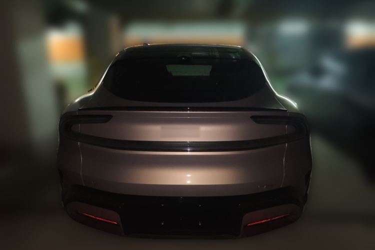 Used Xiaomi Auto YU7 2025 Ultra-Long Range High-Performance All-Wheel-Drive Max Edition Rear