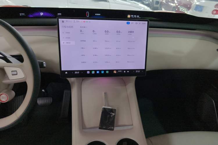 Used Xiaomi Auto YU7 2025 Ultra-Long Range All-Wheel Drive Pro Version Audio And AC Panel