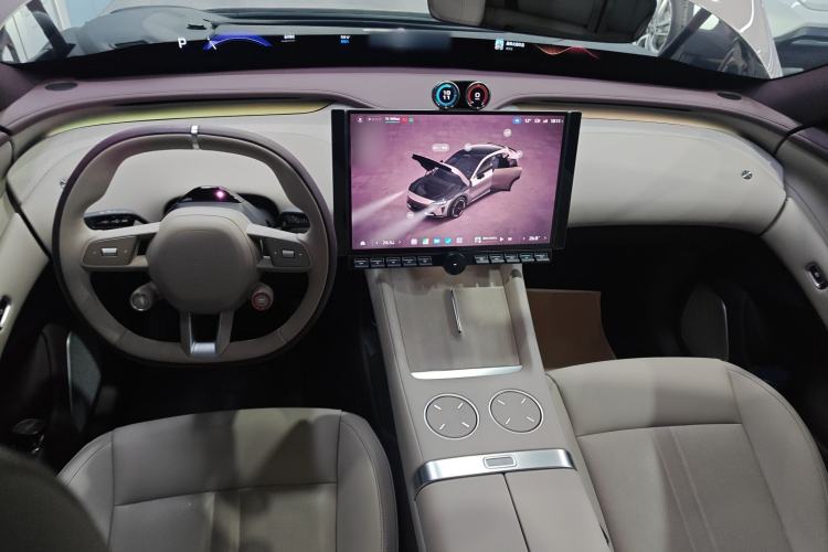 Used Xiaomi Auto YU7 2025 Ultra-Long Range All-Wheel Drive Pro Version Center Console