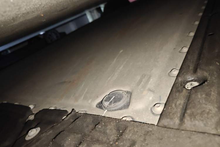 Used Xiaomi Auto YU7 2025 Ultra-Long Range High-Performance All-Wheel-Drive Max Edition Chassis Front Right