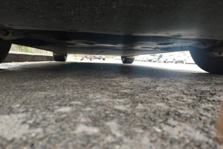 Used Xiaomi Auto YU7 2025 Ultra-Long Range Rear-Wheel Drive Version Chassis Front