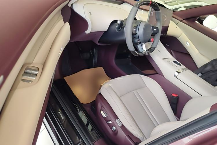 Used Xiaomi Auto YU7 2025 Ultra-Long Range High-Performance All-Wheel-Drive Max Edition Driver Seat