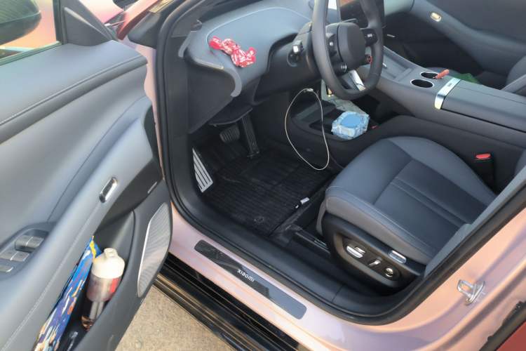 Used Xiaomi Auto YU7 2025 Ultra-Long Range High-Performance All-Wheel-Drive Max Edition Driver Seat