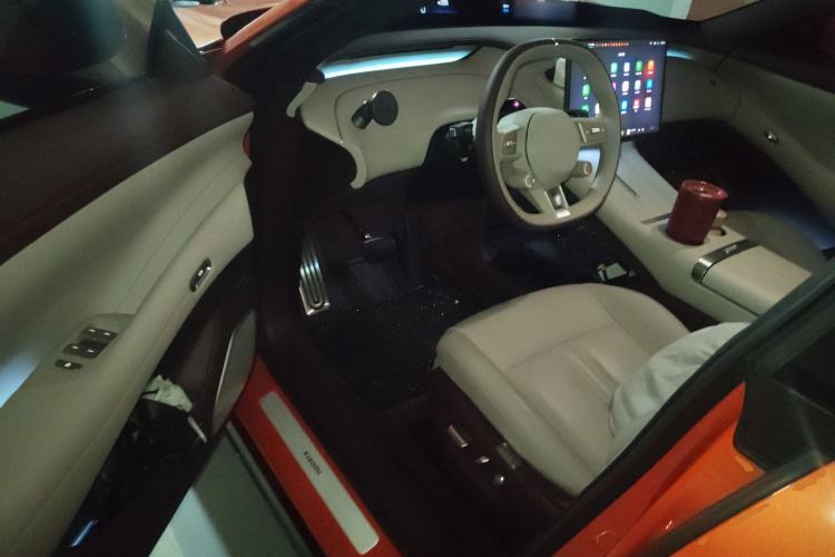 Used Xiaomi Auto YU7 2025 Ultra-Long Range Rear-Wheel Drive Version Driver Seat