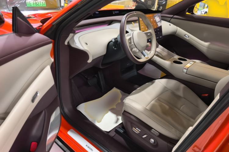 Used Xiaomi Auto YU7 2025 Ultra-Long Range Rear-Wheel Drive Version Driver Seat